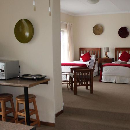 Cosy-Corner Guest House, George Kamer foto